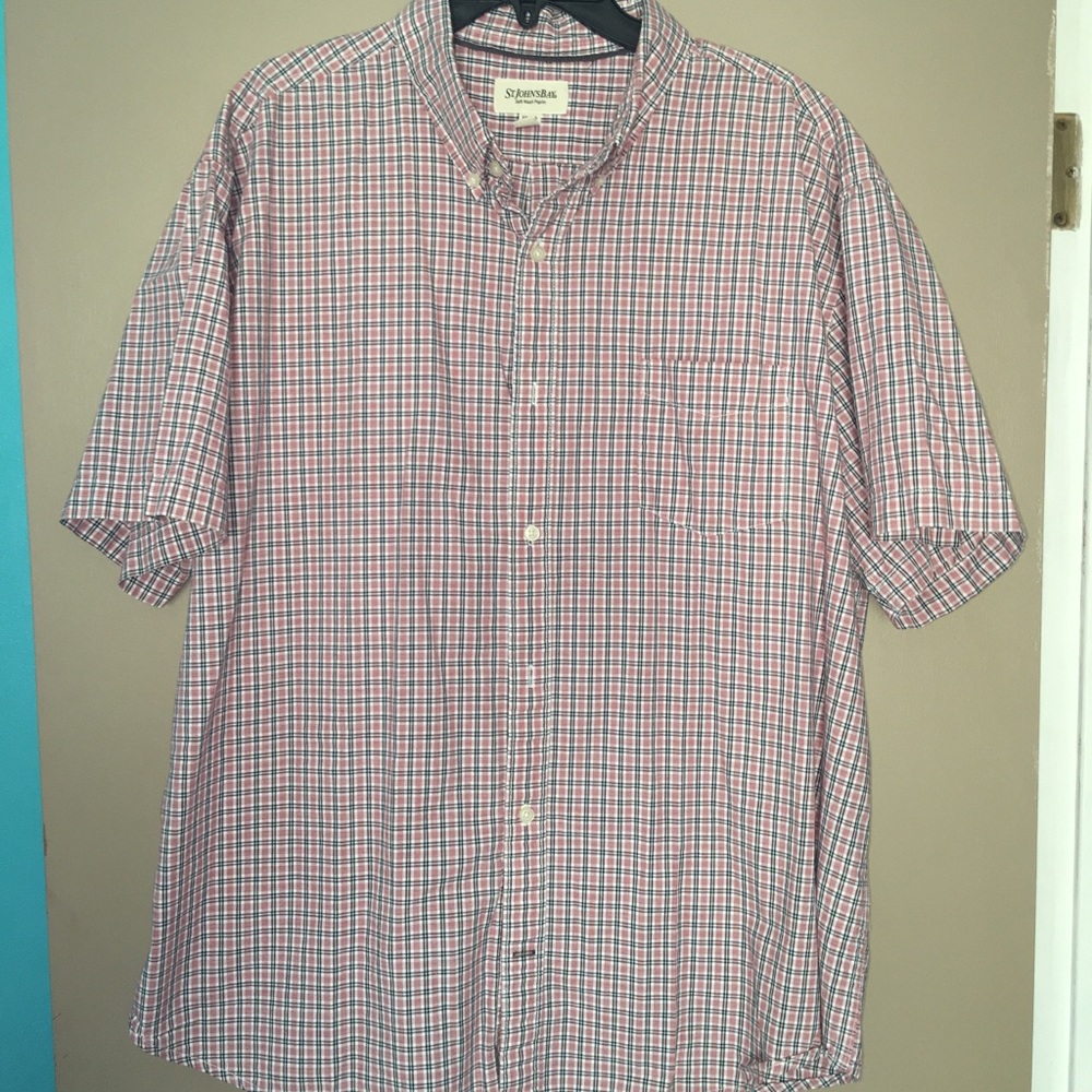 St John’s Bay buttoned up short sleeve plaid shirt
